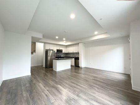 Condo Townhouse For Lease | E8143478 - Photo 3