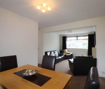 38 Kensington Park, Lisburn, BT27 5HG - Photo 2