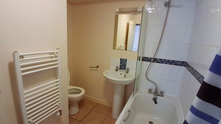 88 High Street, March - Photo 4