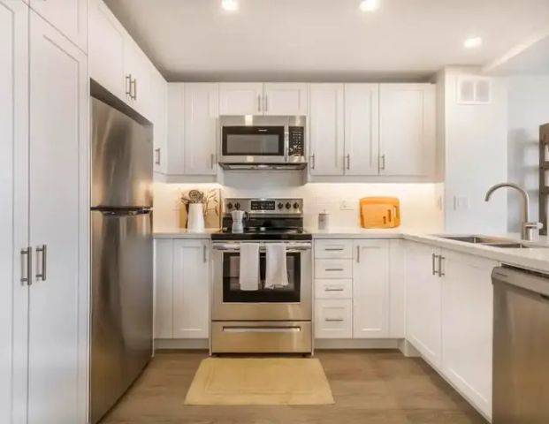 633 Northcliffe Blvd | 633 Northcliffe Blvd, Toronto - Photo 1