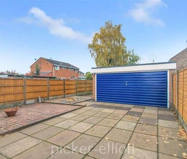 Bosworth Close, Hinckley, LE10 - Photo 2