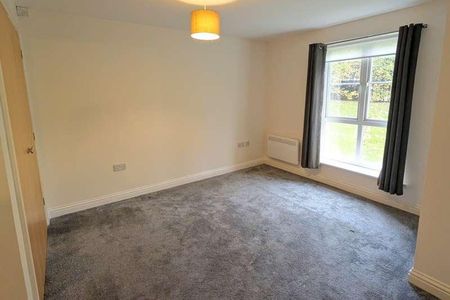 Knaphill, Surrey, GU21 - Photo 4