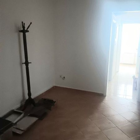 Διαμέρισμα για ενοικίαση Ευαγγελίστρια (Κέντρο - Λιμάνι) - Photo 4