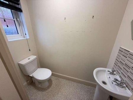 Stratone Mews, Swindon, SN2 - Photo 4