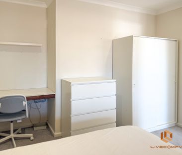 Victoria Park - Photo 5