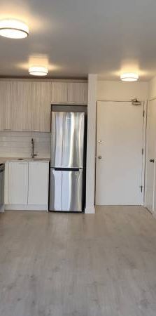 Jr 1 BR near English Bay and Stanley Park - Photo 1