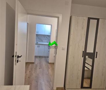 Apartament de inchiriat 3 camere renovat Sibiu Strand - Photo 2