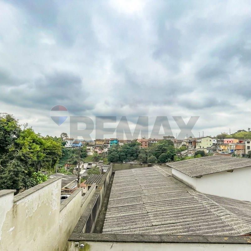 Casa para locação, 3 Quartos, sendo 1 suíte, e 03 vagas de garagem na Vila Suissa em Ribeirão Pires - Photo 1