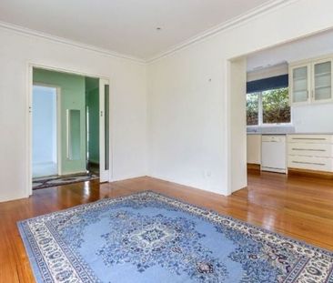 7 Carver Street Burwood East VIC - Photo 4