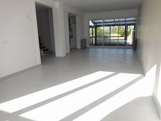 Location Maison 10 pièces 291m² CAMBRAI 59400 - Photo 1