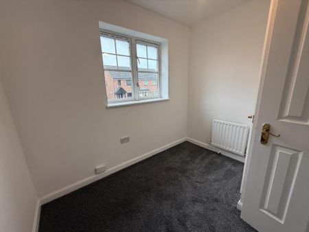 3 bedroom semi-detached house to rent - Photo 5