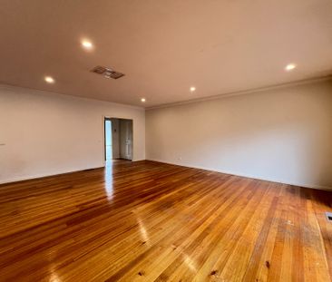 Three bedroom Home - Photo 1
