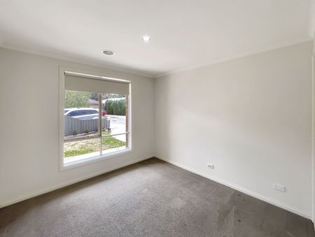 4 Cluden Gardens, Sebastopol - Photo 5