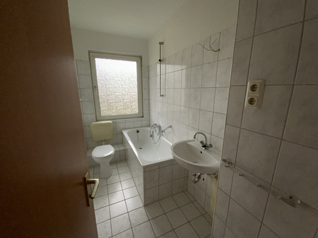 Gemütliche 3-Zimmer-Wohnung in ruhigem 4-Parteien-Haus - Foto 4