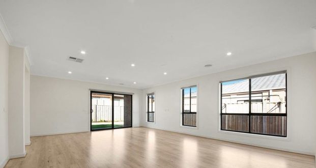 Spacious and Well-Appointed 4 Bedroom Family Home with Multiple Living Areas - Photo 1