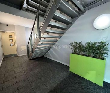City Point, Chapel Street, M3 - Photo 1