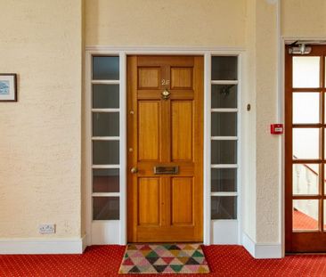 26 Thornhill Malone, Belfast BT9 6SP - Photo 6