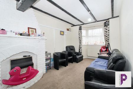 3 bedroom terraced house to rent - Photo 2