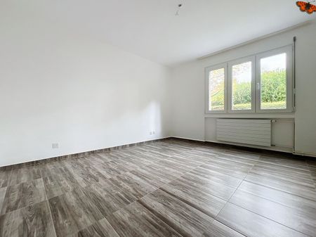 SPACIOUS 4½ BEDROOM - VERY QUIET ENVIRONMENT! - Photo 2