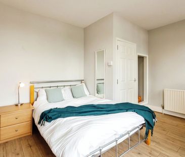 5 Bed Semi-Detached House, Rolleston Drive, NG7 - Photo 5