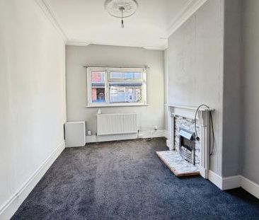 3 bedroom Terraced House To Let - Photo 1