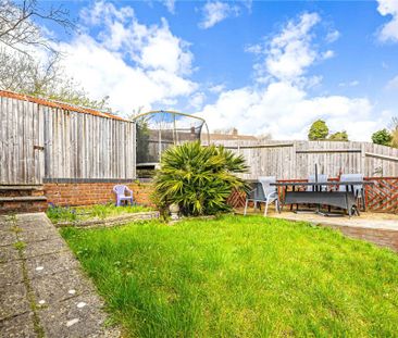 3 bed End Terrace House for rent - Photo 4