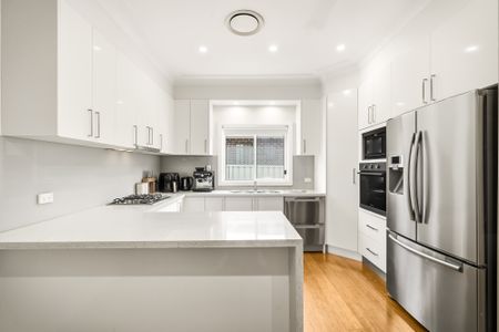 108 Bogalara Road, Old Toongabbie NSW 2146 - House For Rent | Domain - Photo 5