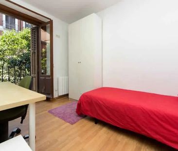 Calle de Embajadores, Madrid, Community of Madrid 28012 - Photo 4