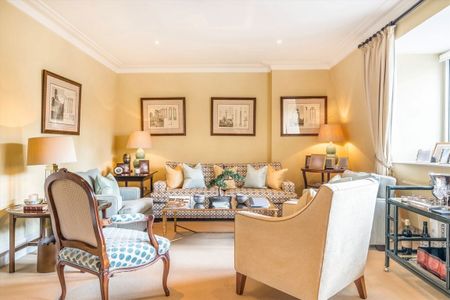 Mount Street, Mayfair, W1K - Photo 2