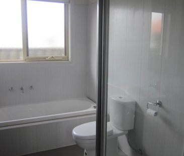 3/16 Newcastle Street, Preston VIC 3072 - Apartment For Rent | Domain - Photo 4