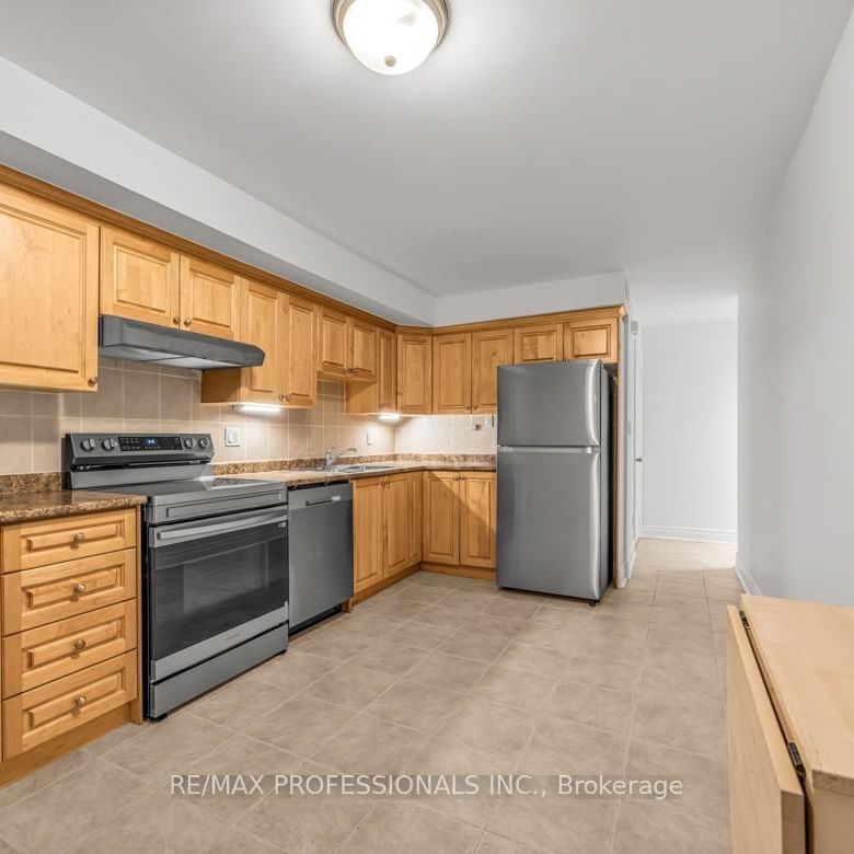 For Lease - 213 Major Street Unit# LOWER, Toronto, Ontario - Photo 1