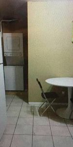 Sandy Hill house for rent to University Students as agroup - Photo 3