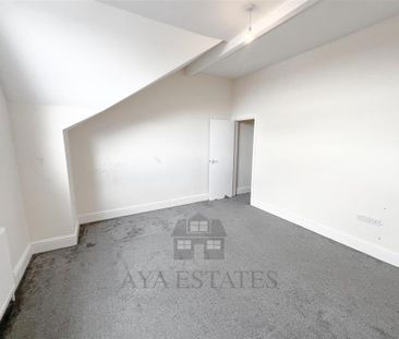 3 bedroom apartment to rent - Photo 3