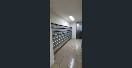 MODERN, BRIGHT, FURNISHED CLOSE TO UNIVERSITY & HOSPITALS - Photo 3