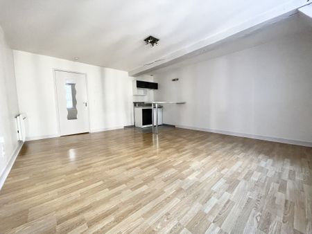 Appartement F1 à louer sur Troyes dans le département de l'Aube - Photo 2