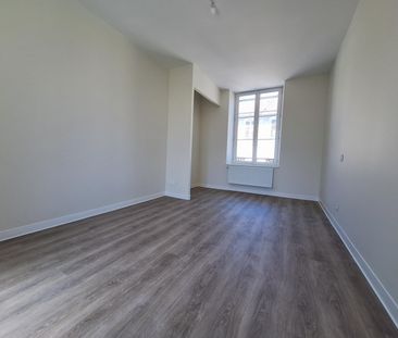 Location Appartement 4 pièces 97m² - Photo 6
