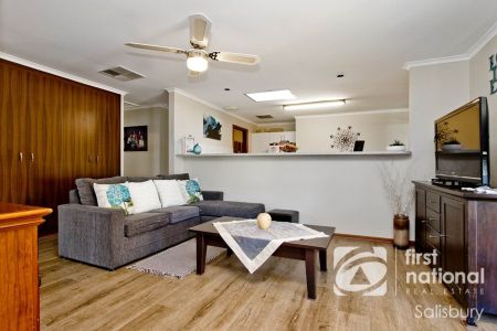 Beautiful & Big! - Photo 3