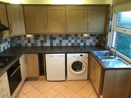 3 bedroom house to rent - Photo 3