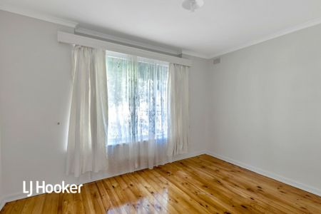 24 Thorndon Crescent, Paradise SA, Belconnen - Photo 5