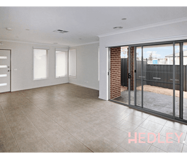 9 Fenway St, Strathtulloh, Vic 3338 - Photo 5