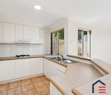 Neat & Comfortable Front Villa with Extra Parking - Photo 4