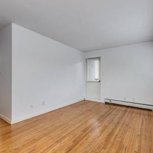 FURNISHED-Pet Friendly Studio@1985 W 8th Ave-Available April 1st - Photo 2