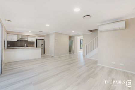 Spacious Family Home - Photo 4