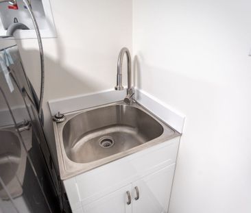 For Lease - 172 Kenilworth Avenue Unit# BSMT, Hamilton, Ontario - Photo 5
