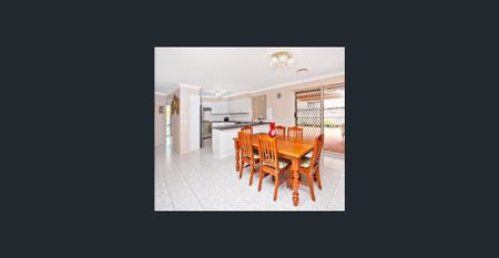 Lovely four bedroom home - Photo 2