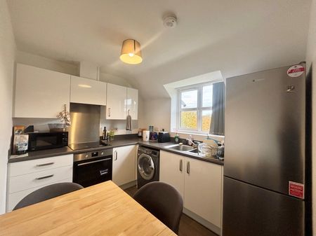 2 bedroom flat to rent - Photo 5