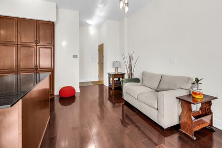 For Lease - 8 Scollard Street Unit# PH105, Toronto, Ontario - Photo 3