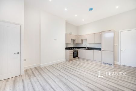 3 bedroom apartment to rent Yarborough Road, PO5 - Photo 5