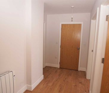 2 bed Apartment for rent - Photo 6