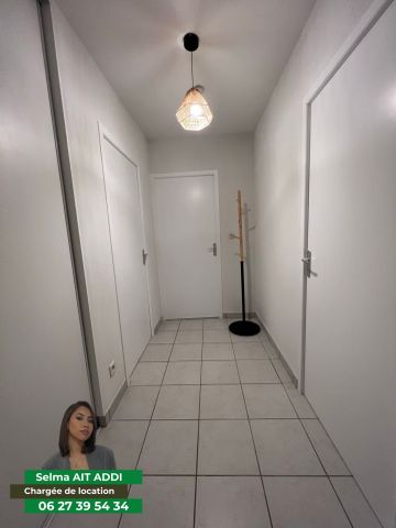 Location Appartement 2 pièces 46m² ST ETIENNE 42000 - Photo 5